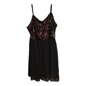 Torrid Black Women’s Dress with Red Sequin Top Plus Size 4 NWT